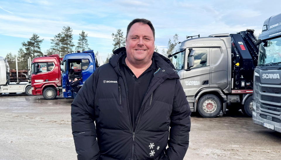 SCANIA WINTER: Diesel, gass og elektrisitet. Øyvind Øverby gir gjestene muligheten til å kjøre mange drivlinjer og kombinasjoner på årets Scania Winter.