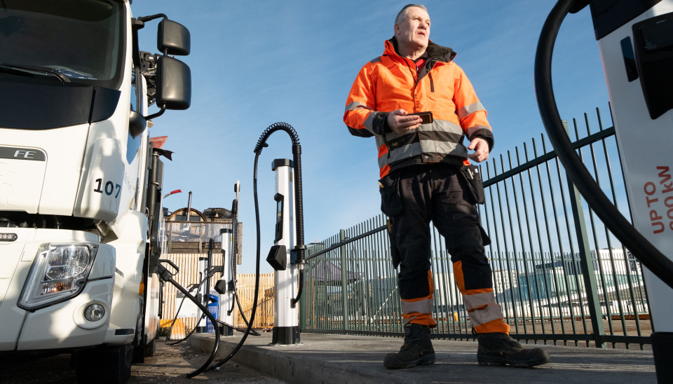 De ferske hurtigladerne står på Revierkaia i Oslo sentrum, lett tilgjengelig for lastebiler og busser som skal med København-båten, blant annet.