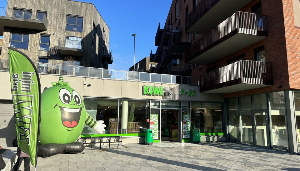 Dagligvarekjedene, her representert ved Kiwi på Kolbotn, sørger for vekst i detaljhandelen.