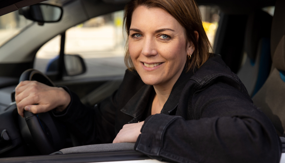 Generalsekretær Christina Bu i Elbilforeningen foreslår å vrake tungbilfeltet. Istedenfor vil hun gi elektriske varebiler og lastebiler automatisk tilgang i kollektivfelt.