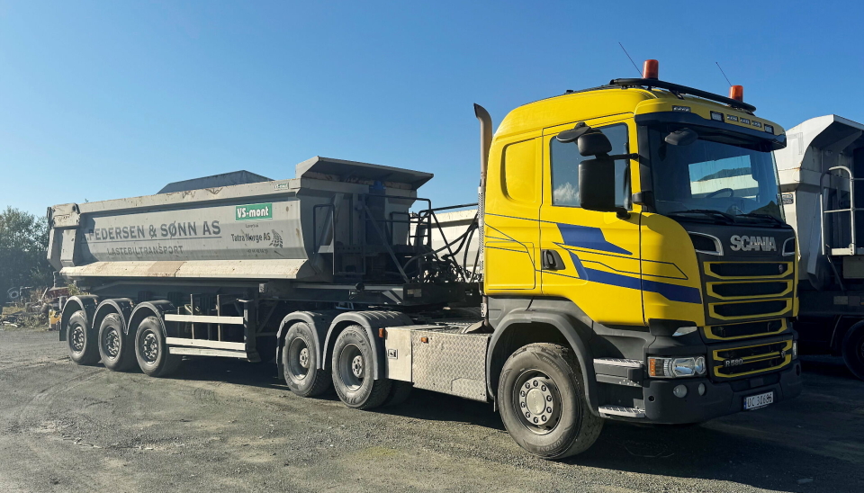 TRANSPORTSELSKAP: A. Pedersen & Sønn Lastebiltransport AS har vært gjennom et tøft år der de er krevet kastet ut av OPS-prosjektet på Hålogalandsveien der Statens vegvesen er byggherre. Nå er selskapet frikjent, men veien dit har hatt sin pris.