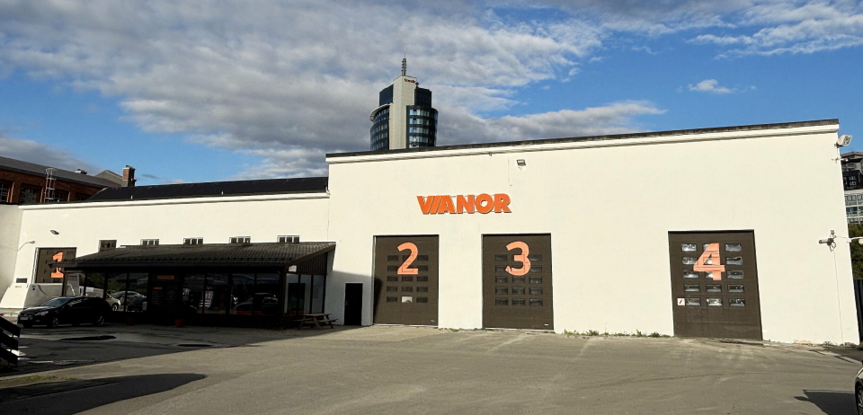 STRATEGISK PLASSERT: Nysatsingen er strategisk plassert ved E6, og vil tiltrekke seg kunder både fra Norge og Sverige.