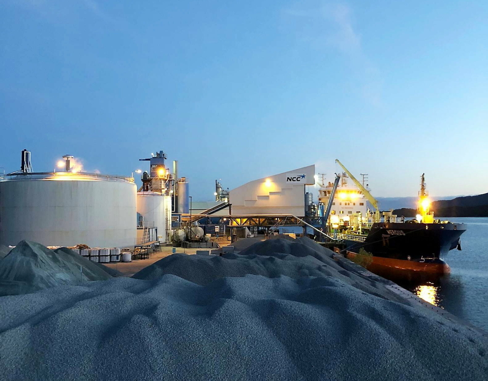 PILOTSTUDIE: Statens vegvesen og Kystrederiene dokumenterer at klimautslippene fra skip er 30–45 % lavere enn tidligere beregnet og betydelig lavere enn ved veitransport.