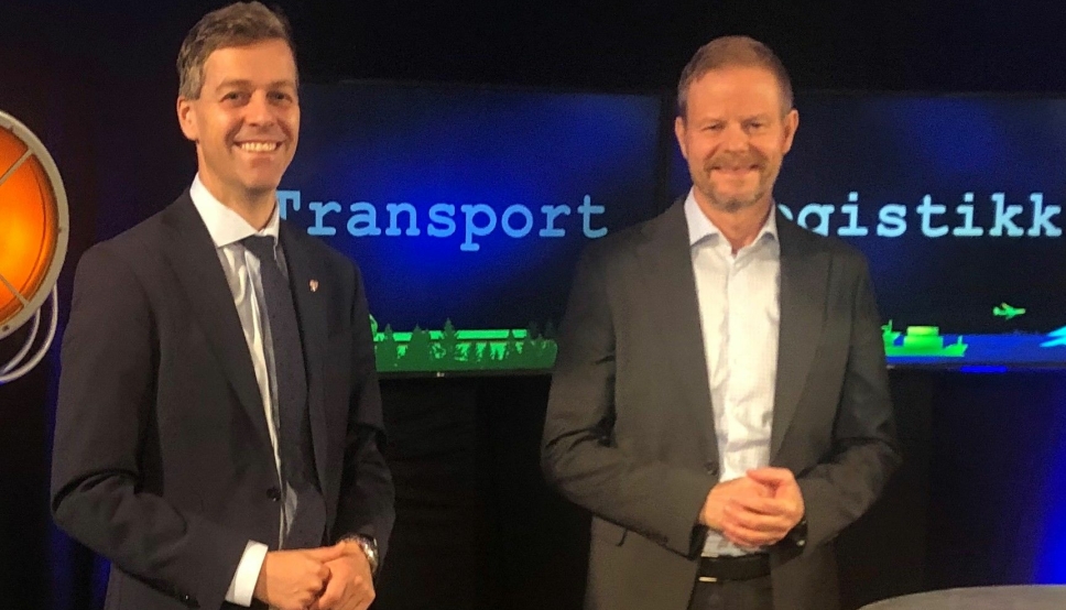 NHO LT-sjef Are Kjensli (t.h.) oppfatter regjeringens og Knut Arild Hareides NTP 2022-2031 som en positiv plan for norsk transport- og logistikkbransje.