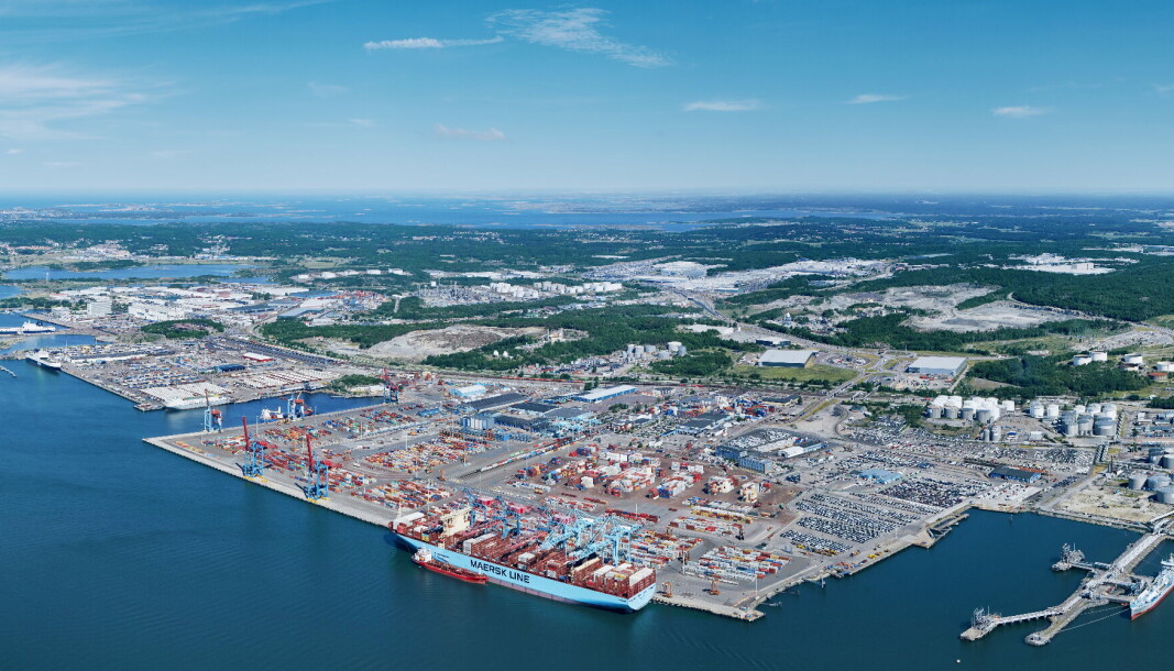 Göteborg Hamn ser på mulighetene for å lage en terminal i innlandet for å effektivisere. Göteborg Hamn ser på mulighetene for å lage en terminal i innlandet for å effektivisere.