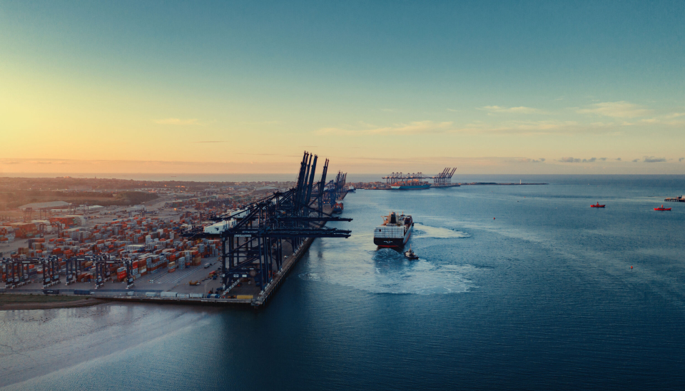 Felixstowe er den største containerhavnen i UK og lammes denne uken av streik blant havnearbeiderne.