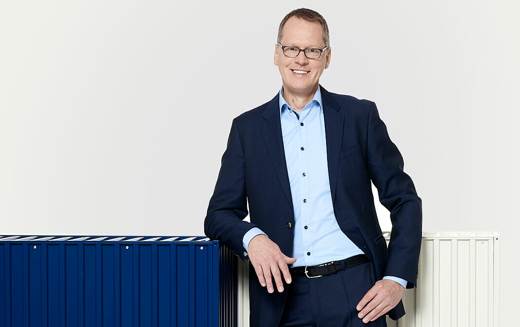 Jan Olaf Probst, Business Director  Containership i DNV