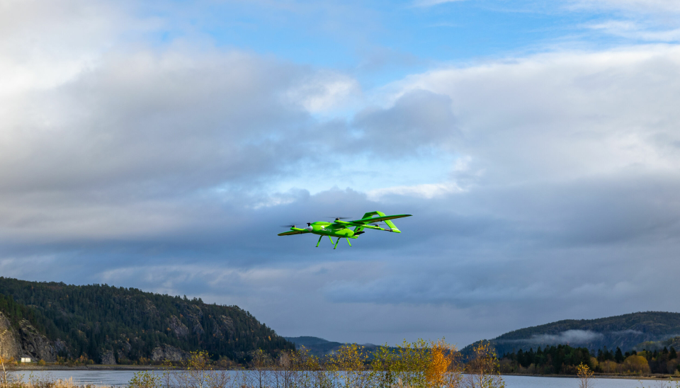 Bring og Aviant samarbeider om et testprosjekt med dronetransport av vannprøver mellom produksjonslokalene til Snåsavann AS og Nemko Norlabs testlaboratorium i Namsos som ligger drøyt 50 kilometer unna i luftlinje.