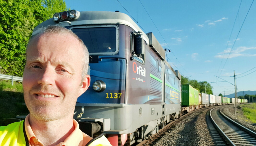 VIL SATSE: Henning Aandal i Onrail håper å kunne flytte en god del av godset Green Cargo lar ligge igjen på skinnene etter at de trekker seg ut. VIL SATSE: Henning Aandal i Onrail håper å kunne flytte en god del av godset Green Cargo lar ligge igjen på skinnene etter at de trekker seg ut.
