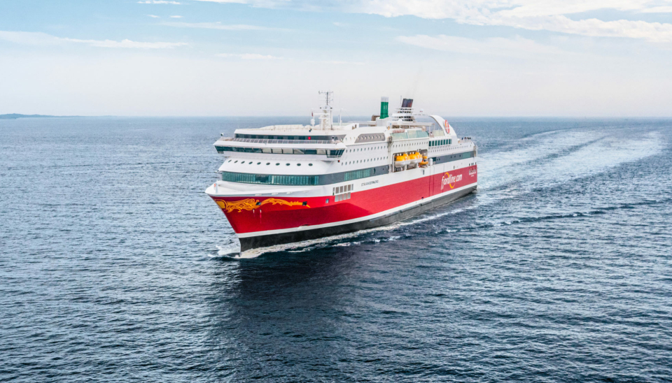 Fjord Line: For dyrt med LNG - bygger om to skip