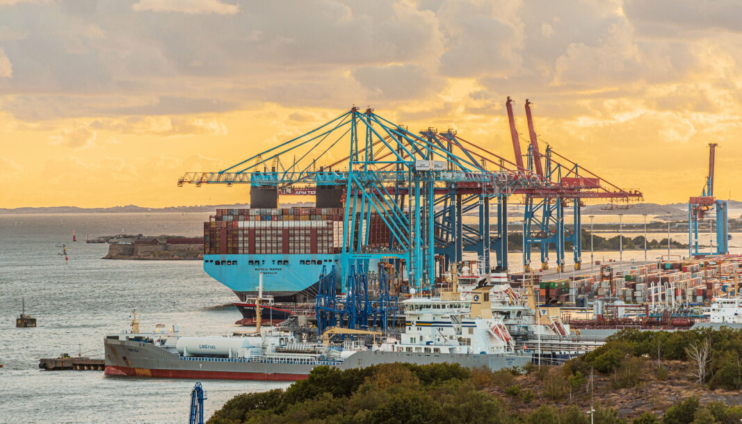 Containerhåndteringen over Göteborgs Hamn økte for niende kvartal på rad i siste del av 2022. Containerhåndteringen over Göteborgs Hamn økte for niende kvartal på rad i siste del av 2022.