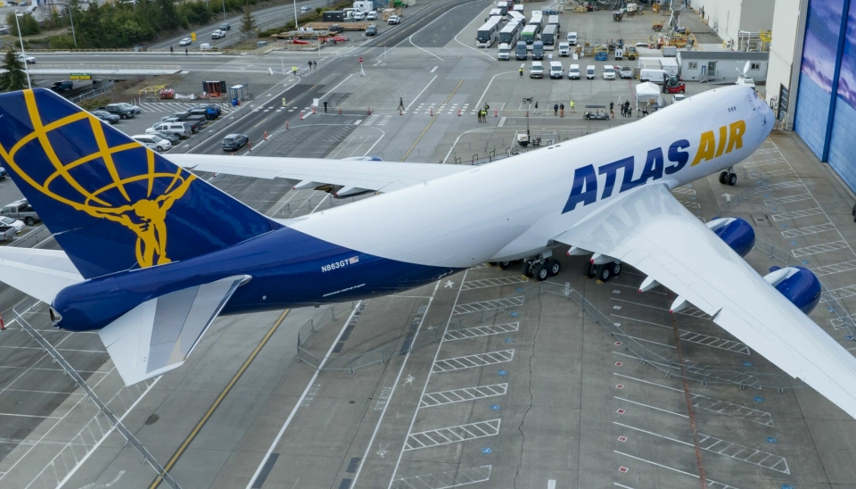 Dette er den siste Boeing 747-modellen som noen gang vil bli produsert. Den skal settes i trafikk i Küehne+Nagels fraktruter mellom USA og Sørøst-Asia.