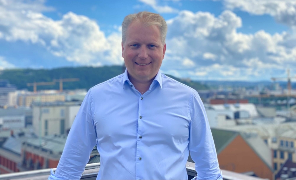 - For meg handler logistikk om effektivitet, men også det å finne nye og smartere løsninger, sier Hans Kristian Hallén-Hasaas, ny CEO i Schibsted Delivery.
