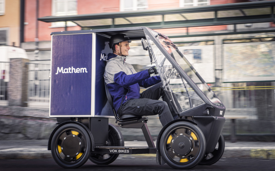 Mathem er en rendyrket aktør for dagligvarer på nett i Sverige. I mars kjøpte selskapet Kavall og vil forsterke sitt tilbud innen ekspressleveringer av dagligvarer.