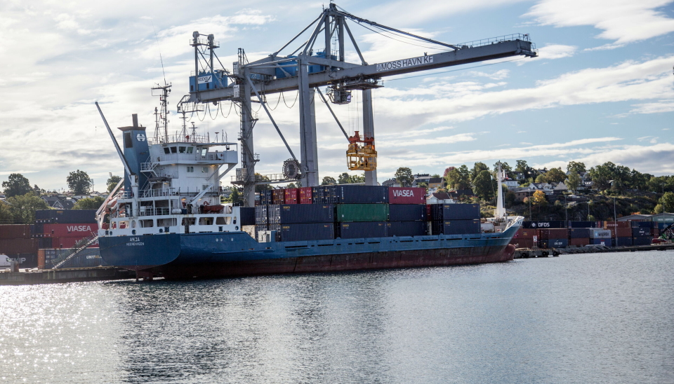 Hele 72 prosent av vareeierne i Vareeierundersøkelsen 2023 svarer at det fortsatt preges av ekstraordinære leveringsutfordringer, etter noen turbulente supply chain-år. Her fra Moss Havn.