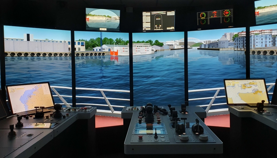 Ved Kongsberg Maritime Training Center på Grilstad utenfor Trondheim har Kongsberg avanserte simuleringsmuligheter.