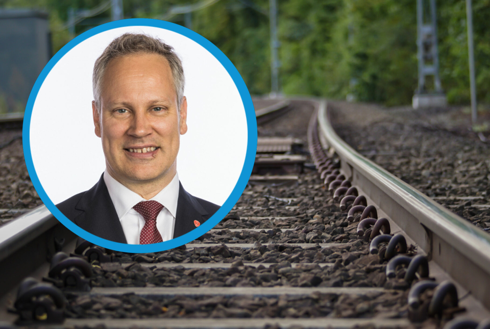 Samferdselsminister Jon-Ivar Nygård lover godsselskapene CargoNet og OnRail kompensasjon for inntektsbortfall.