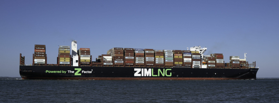 Israelske ZIM er et av verdens største containerrederier. Krigen i hjemlandet gjør selskapets skip til et mulig angrepsmål.