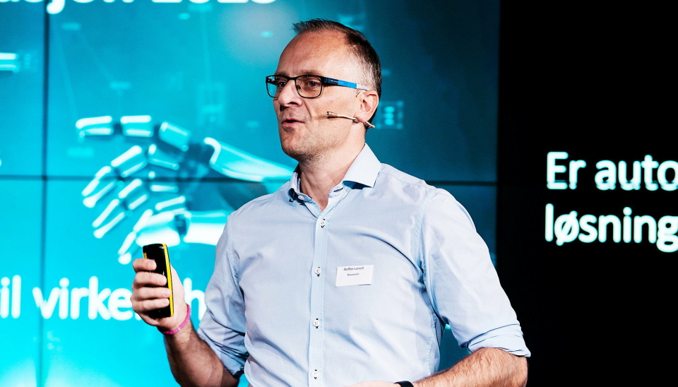 Steffen Larvoll var vert og konferansier under NovaRetails konferanse 'Automasjon 2023'.