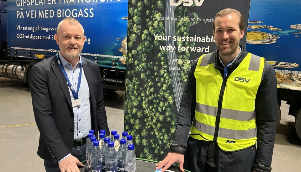 Rune Brettvik, International Director i DSV Road (f.v.) og Espen Hetland Hansen, Product Manager Sustainability i DSV i Norge, merker økt interesse for jernbane og grønne veibaserte løsninger.