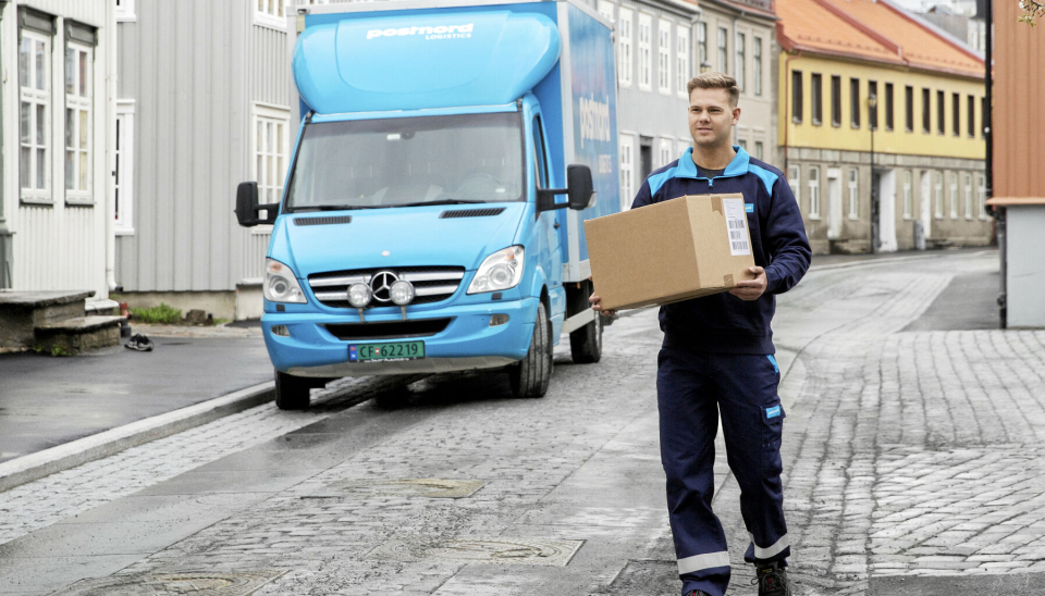 De fleste pakkeleveringer går tross alt helt fint. Men av og til er det umulig å finne både mottaker og avsender. Det kan nå komme Fretex til gode.