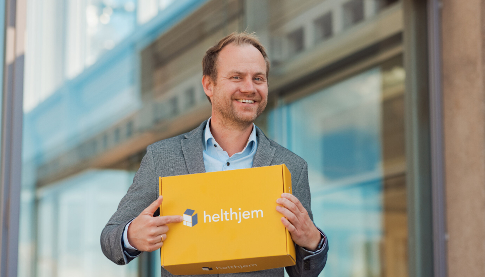 Anders Lunde Angen, daglig leder i Helthjem Netthandel, har god grunn til å smile. Selskapet gikk i 2023 omsider i pluss for selve driften etter at rekordmange pakker ble distribuert, og har i første del av 2024 økt pakkevolumet med 33 prosent sammenlignet med fjoråret.