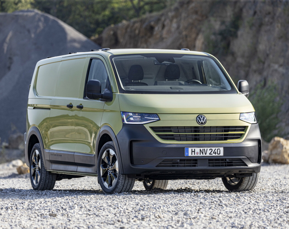 NYE TRANSPORTER: Tre forskjellige diesel-effekter og to forskjellige el-effekter kommer etterhvert.