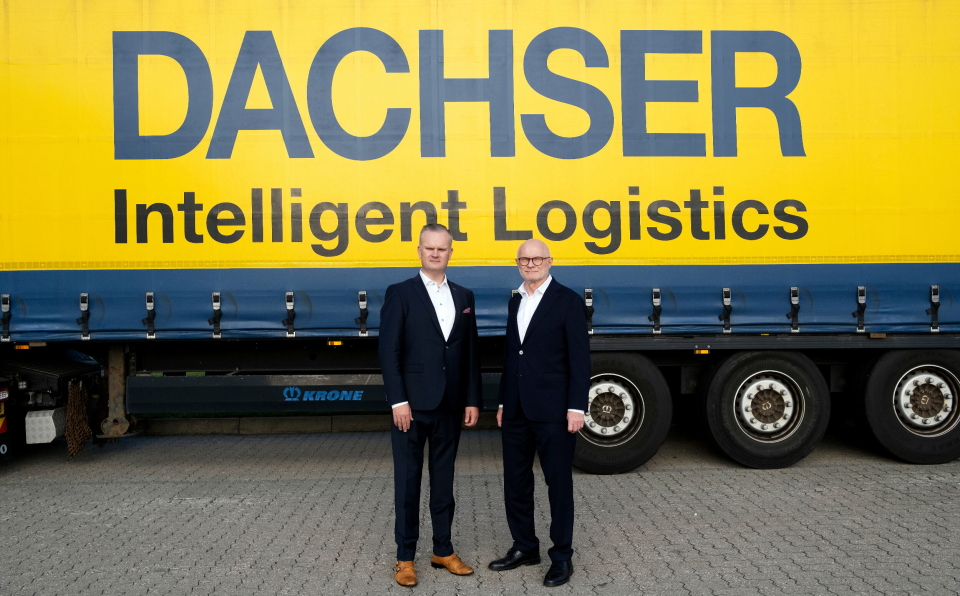 ROLLESKIFTE: Peter Hut (t.v.) tar over som nordisk sjef i Dachser, og erstatter René Sidor som har hatt et langt liv i transportens tjeneste.