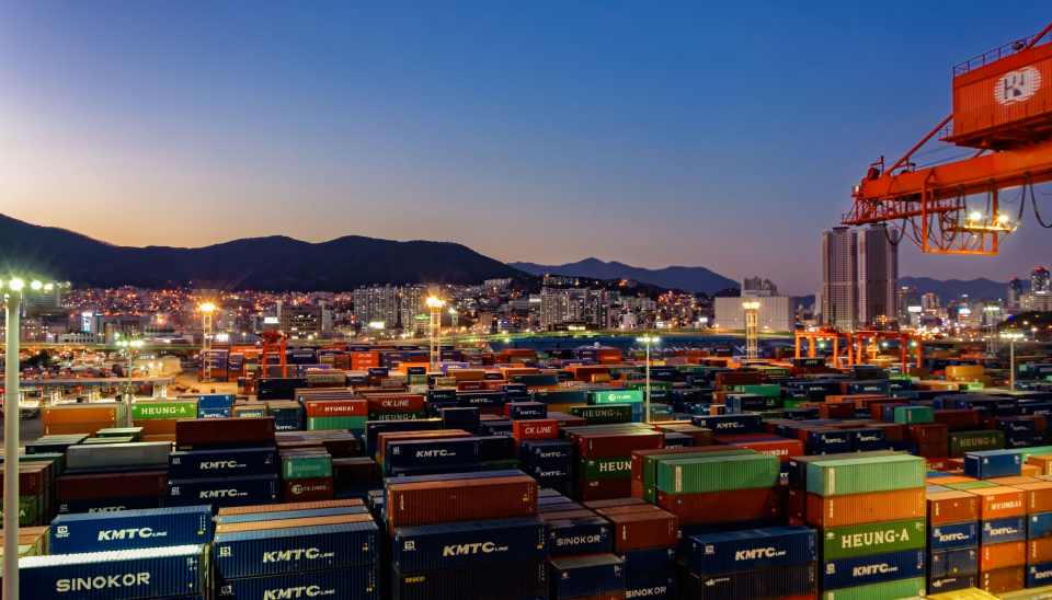 Havnen i Busan i Sør-Korea er en av verdens største. Frem mot 2045 skal havneanlegget utvides kraftig.